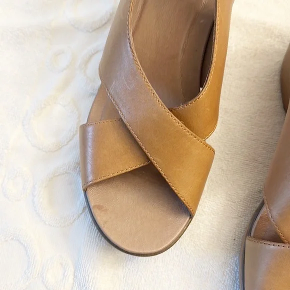 DANSKO Jacinda Tan Leather Sandals Clogs wedges women size 9.5-10 EU 40